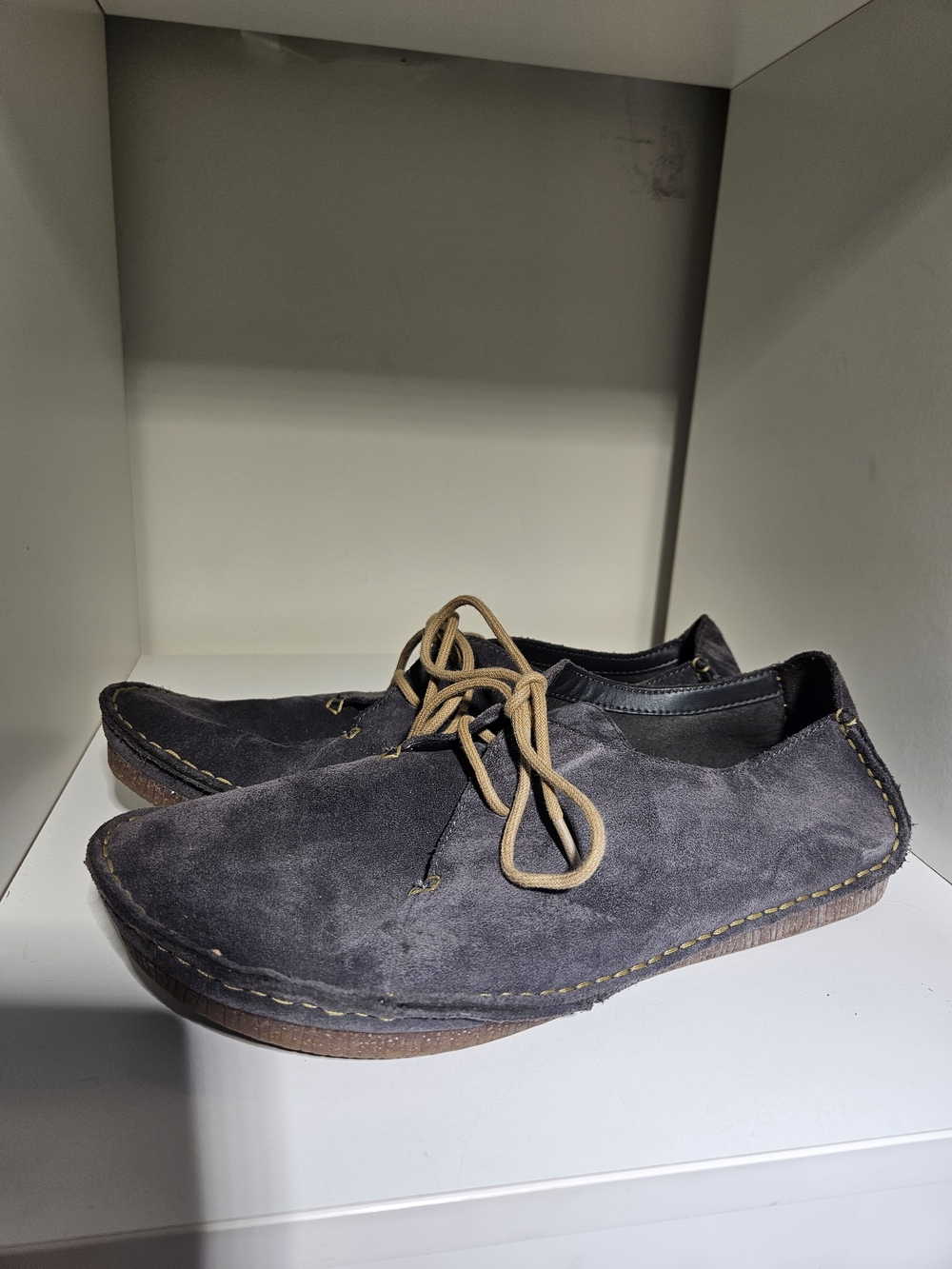 Clarks Women's Suede Shoes Size 10